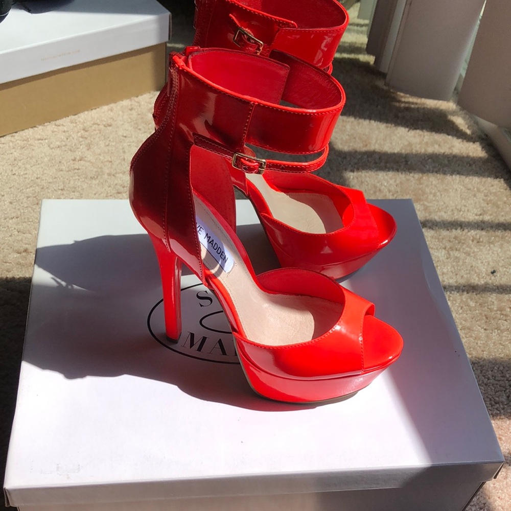 Steve Madden Faymuss Neon Orange